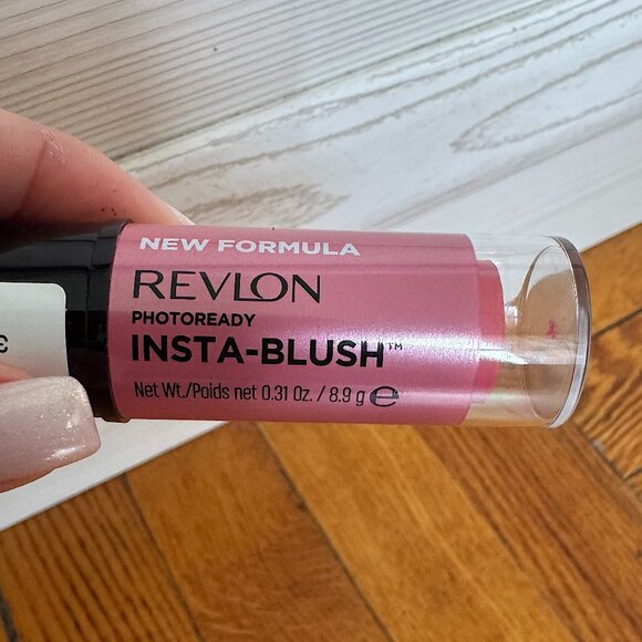 Revlon Insta-Blush Photoready Candy Kiss 310 New formula 0.31 oz - Picture 3 of 4